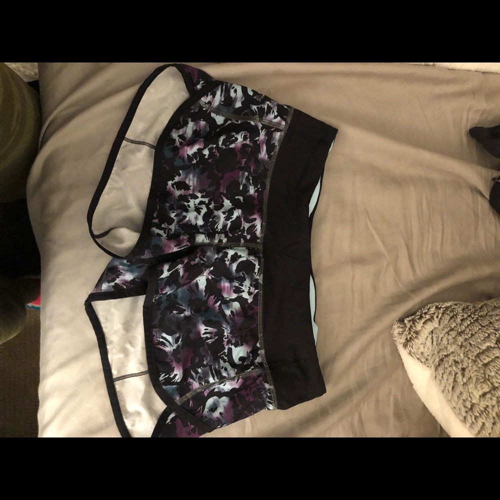 Lululemon speed shorts size 6